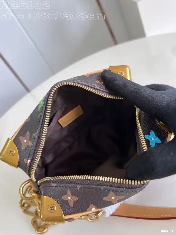 Affordable MINI VUITTON SOFT LOUIS TRUNK-18.5*13*8cm 0611
